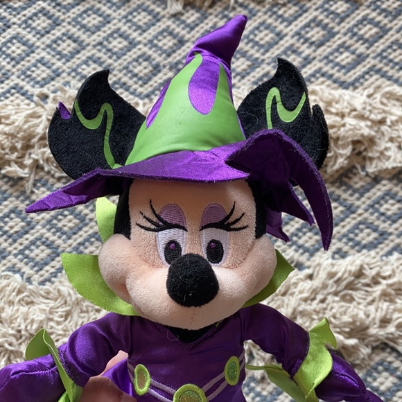 Halloween Minnie Mouse - Picture 6 of 6